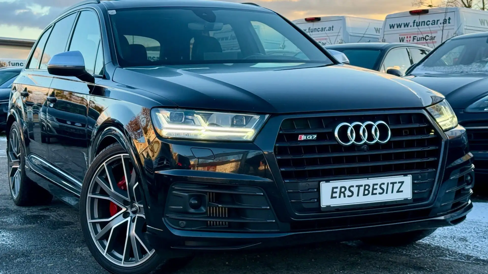 Audi SQ7 4,0 TDI *7-Sitzer +TOP-Ausstattung Black Edition Schwarz - 2