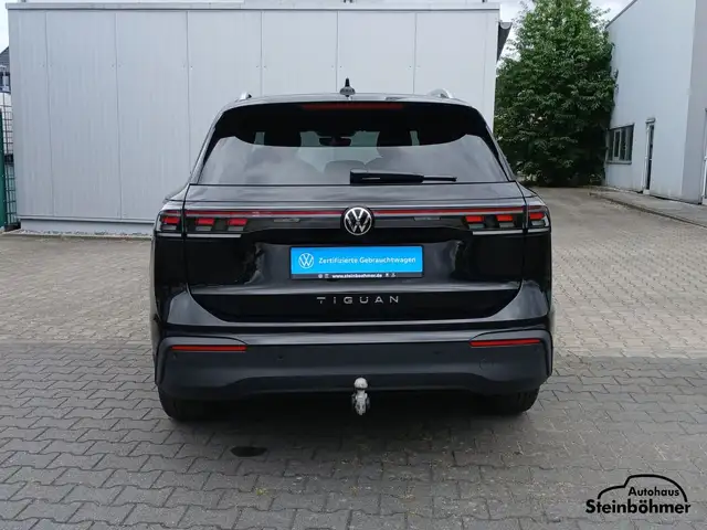 Volkswagen Tiguan view 7