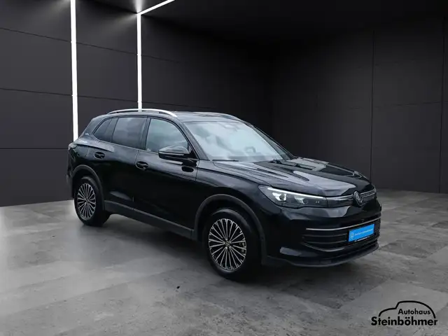 Volkswagen Tiguan view 10