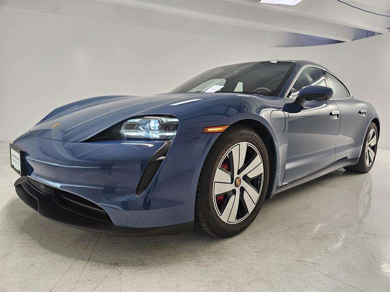 2022 Porsche Taycan 4S Low KMS | Carfax claim under $1000