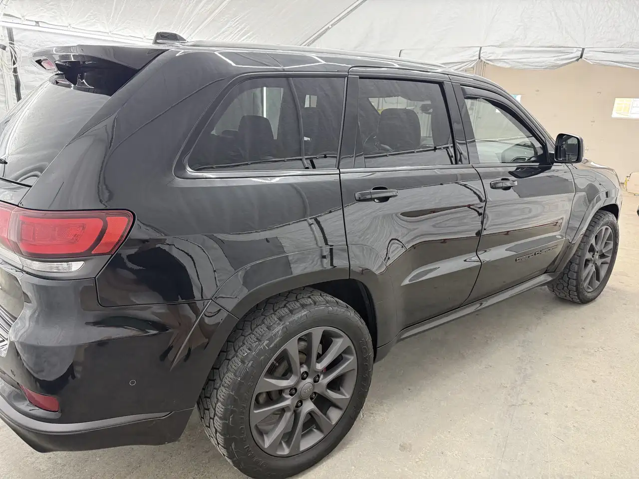 Jeep Grand Cherokee снимка Jeep Grand Cherokee