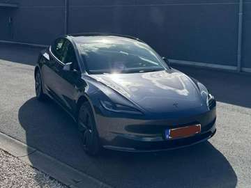 Model 3 Long Range RWD | Stealth Grey