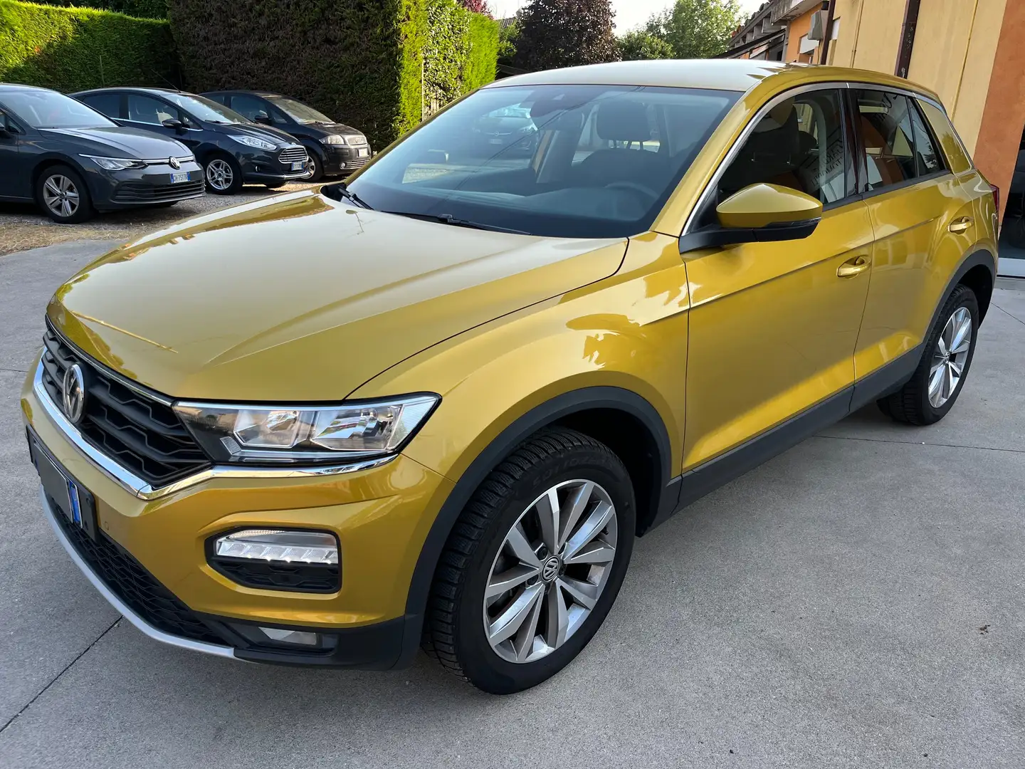 Volkswagen T-Roc 1.6 tdi Style 51.000km! NEOPATENTATI! UNICOPROP! Amarillo - 1