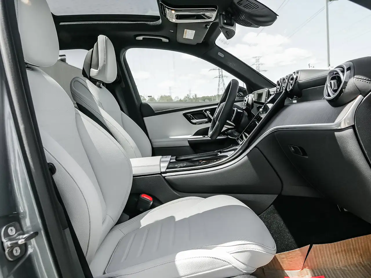 Mercedes-Benz GLC снимка Mercedes-Benz GLC