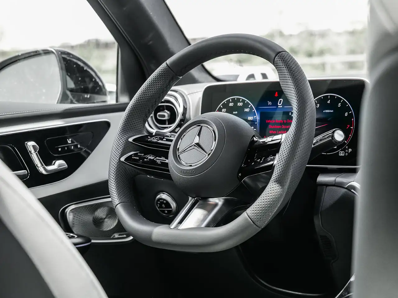 Mercedes-Benz GLC снимка Mercedes-Benz GLC