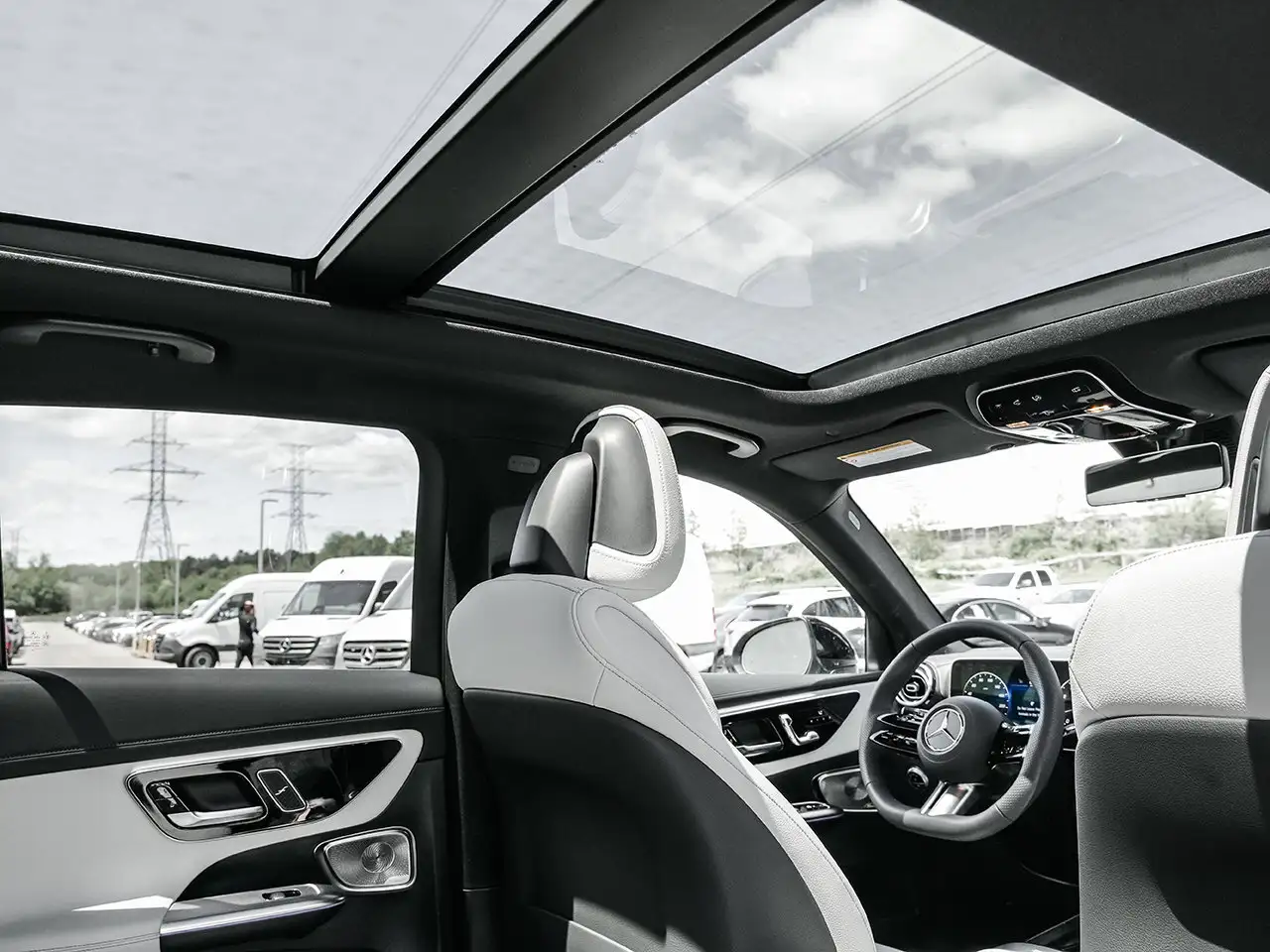 Mercedes-Benz GLC снимка Mercedes-Benz GLC