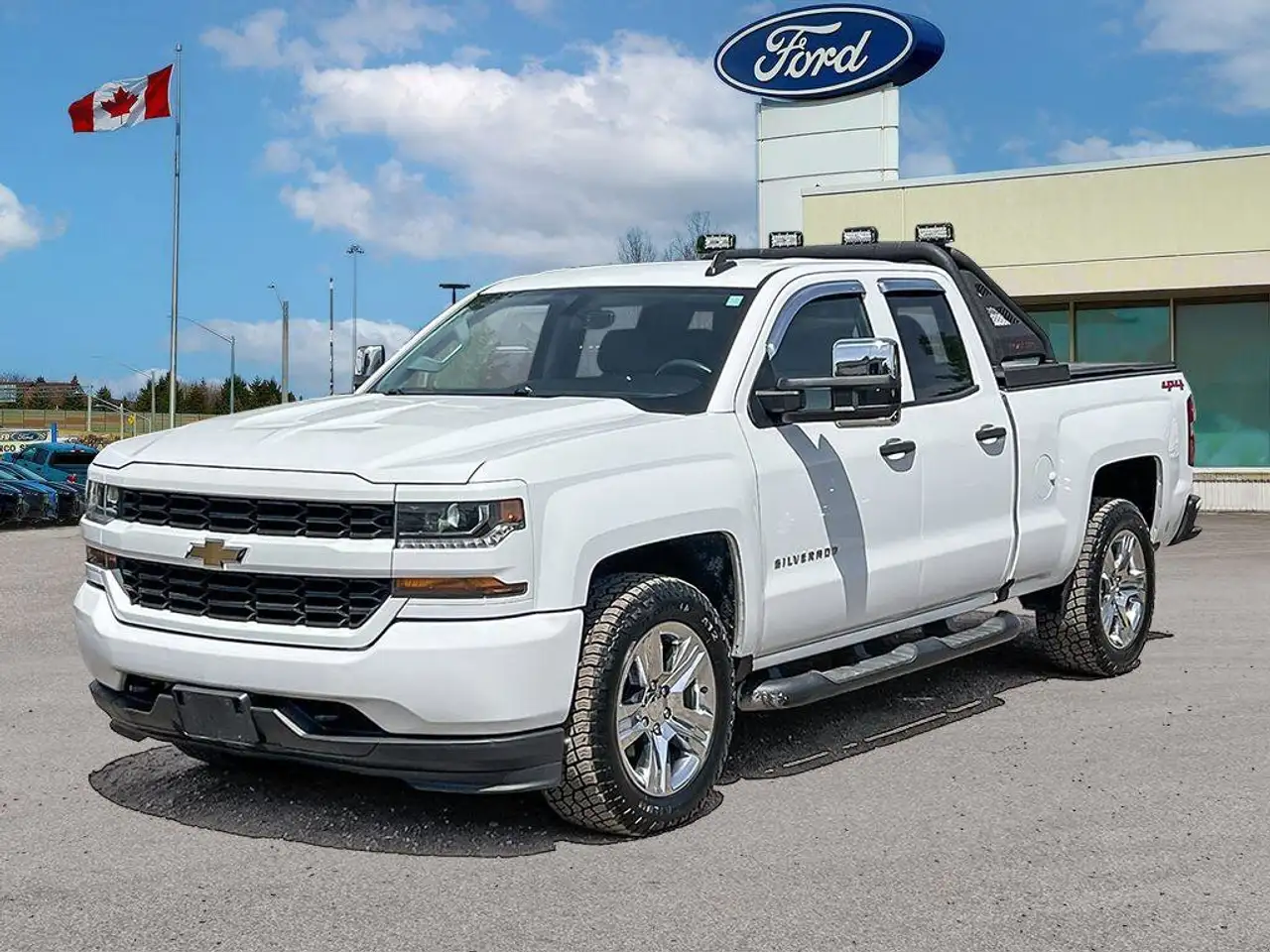 Chevrolet Silverado 1500 снимка Chevrolet Silverado 1500
