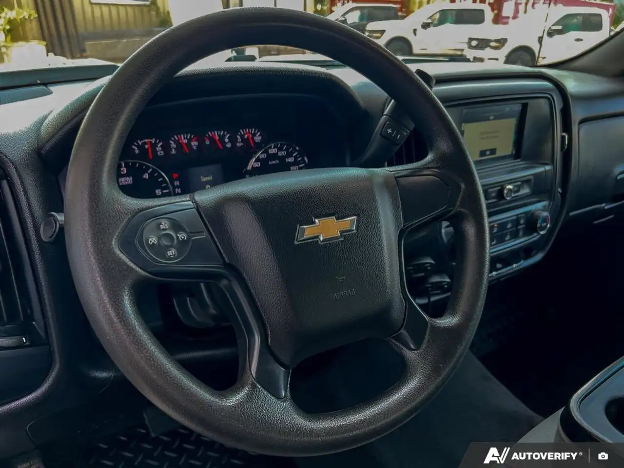 Chevrolet Silverado 1500 снимка Chevrolet Silverado 1500