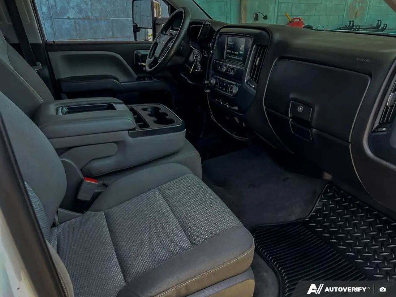 Chevrolet Silverado 1500 снимка Chevrolet Silverado 1500