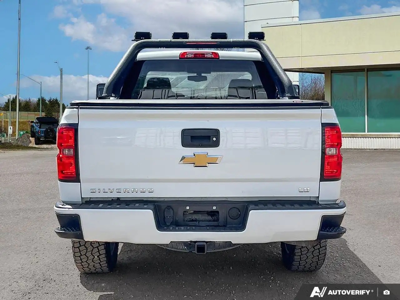 Chevrolet Silverado 1500 снимка Chevrolet Silverado 1500