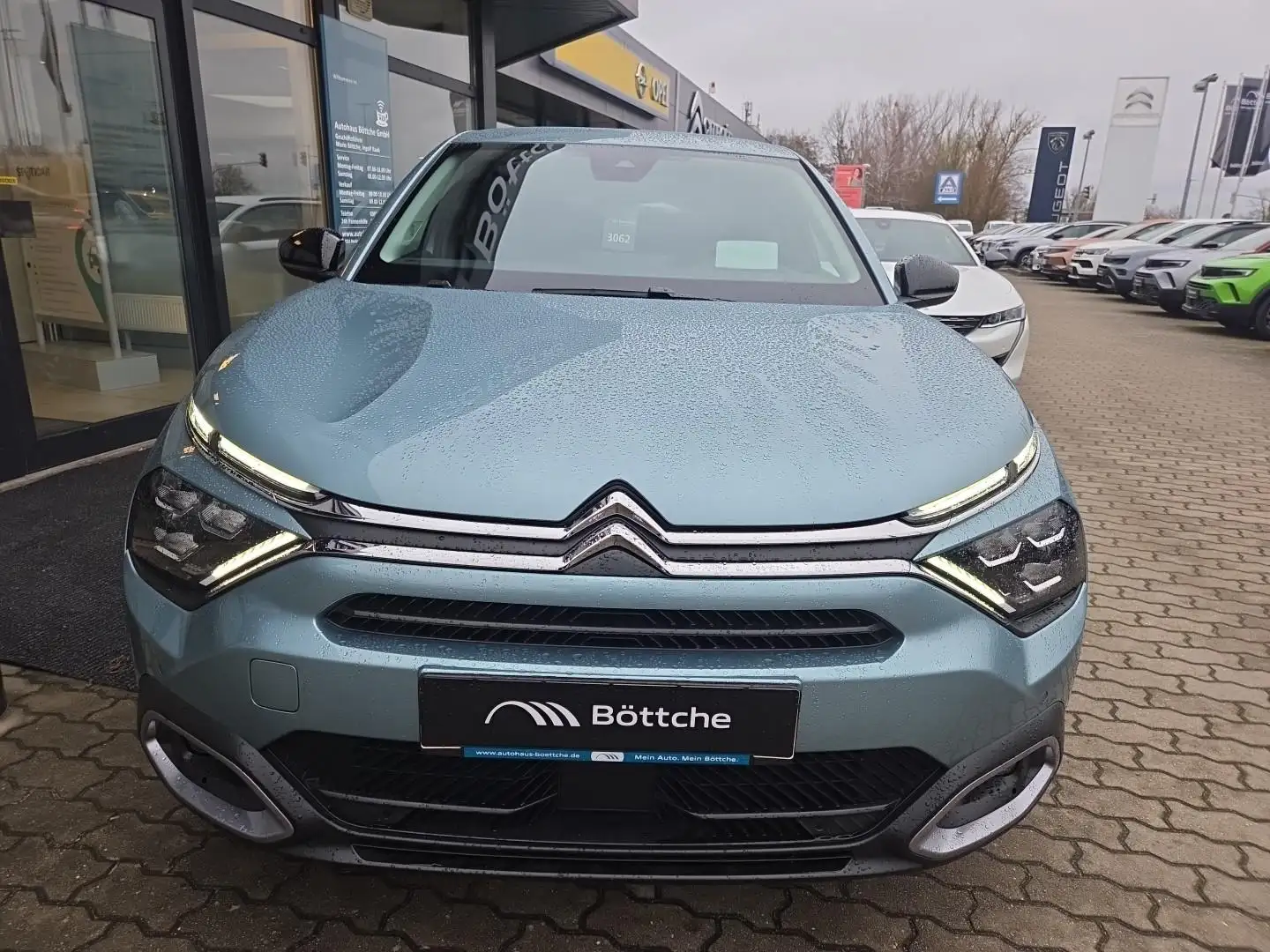 Citroen C4 1.2 12V e-THP / PureTech Blau - 2