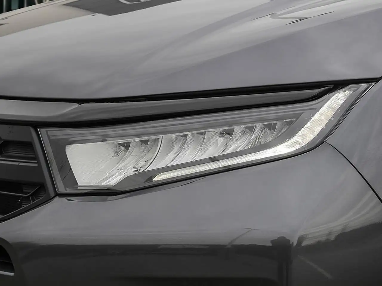 Honda Odyssey снимка Honda Odyssey