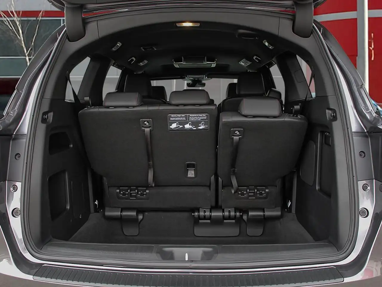Honda Odyssey снимка Honda Odyssey