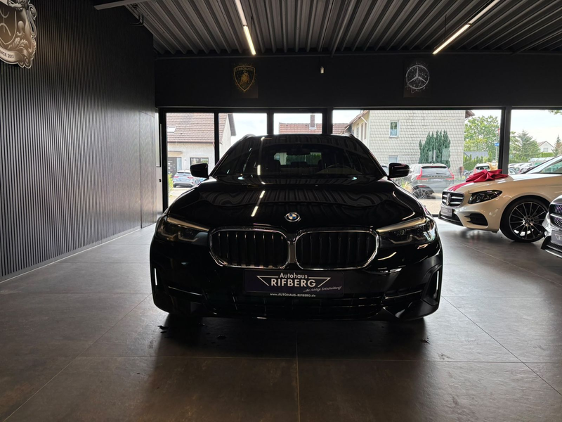 BMW 520 e Business 8G AHK/18Zoll/Driving Assistant — photo 2