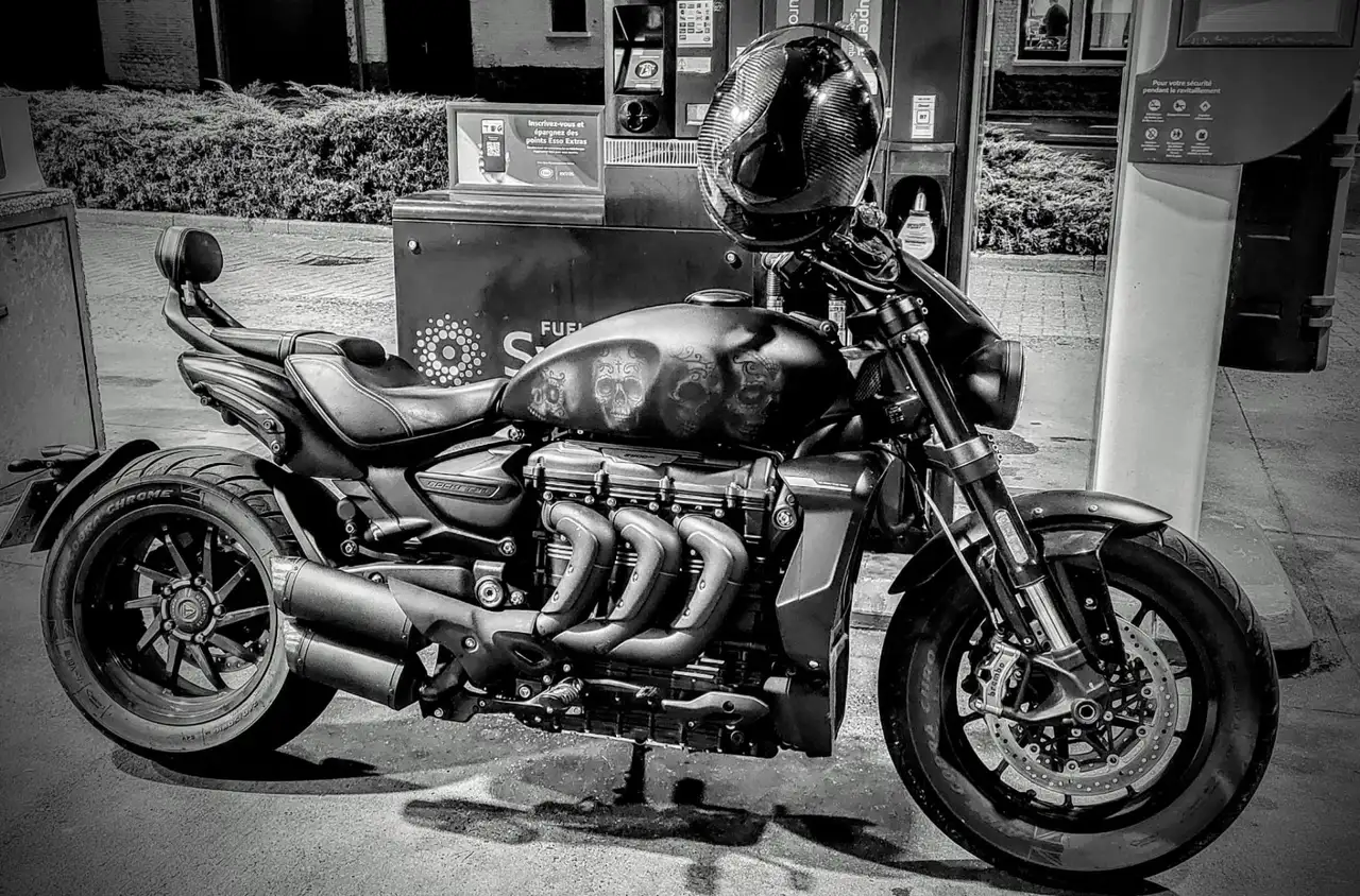 Triumph Rocket 3 R
