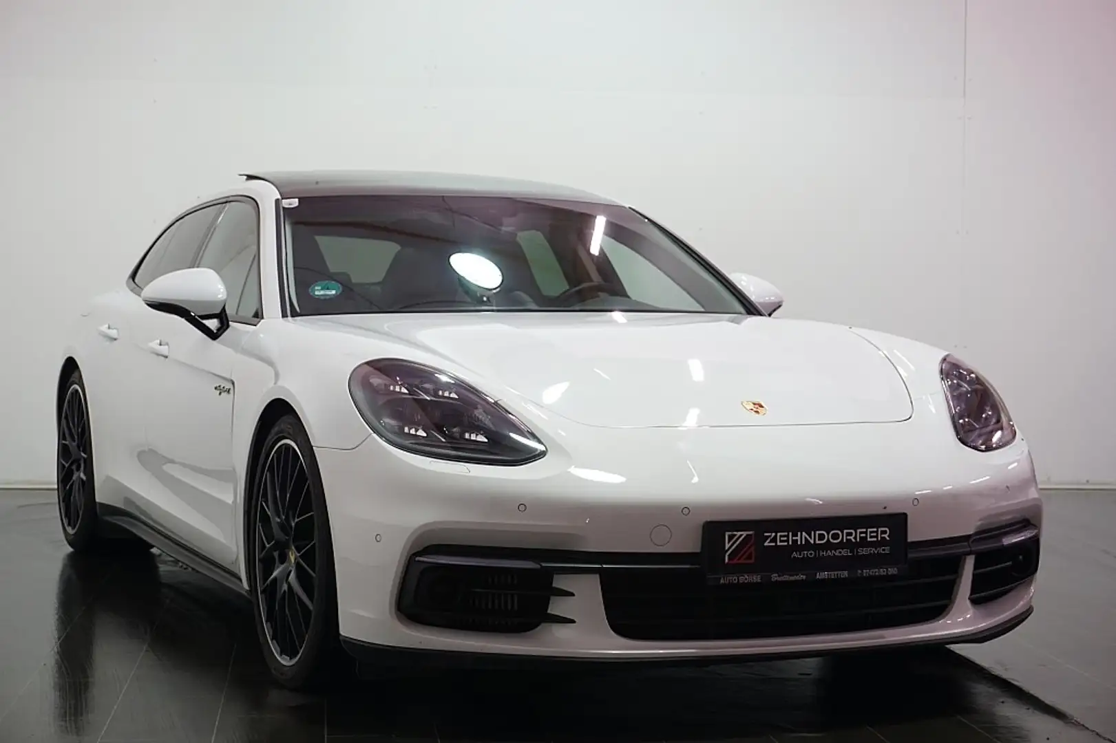 Porsche Panamera 4 E-Hybrid  ST / Pickerl & großes Service neu Weiß - 1