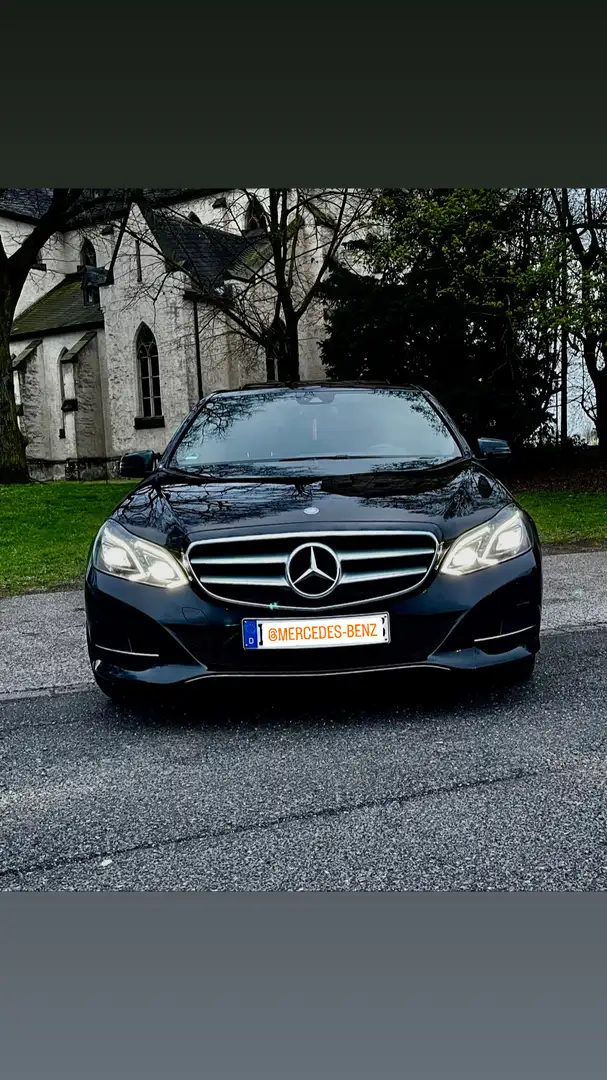 Mercedes-Benz E 250 Mercedes-Benz E 250 BlueTEC 9G-Tronic Black - 2