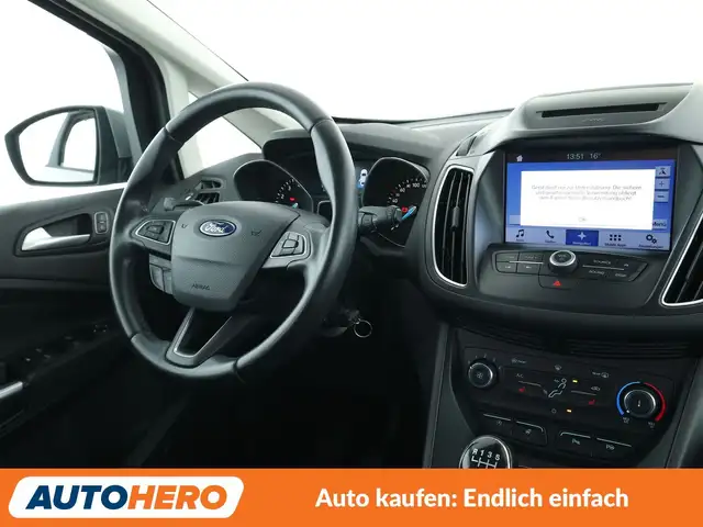 Ford C-Max view 13