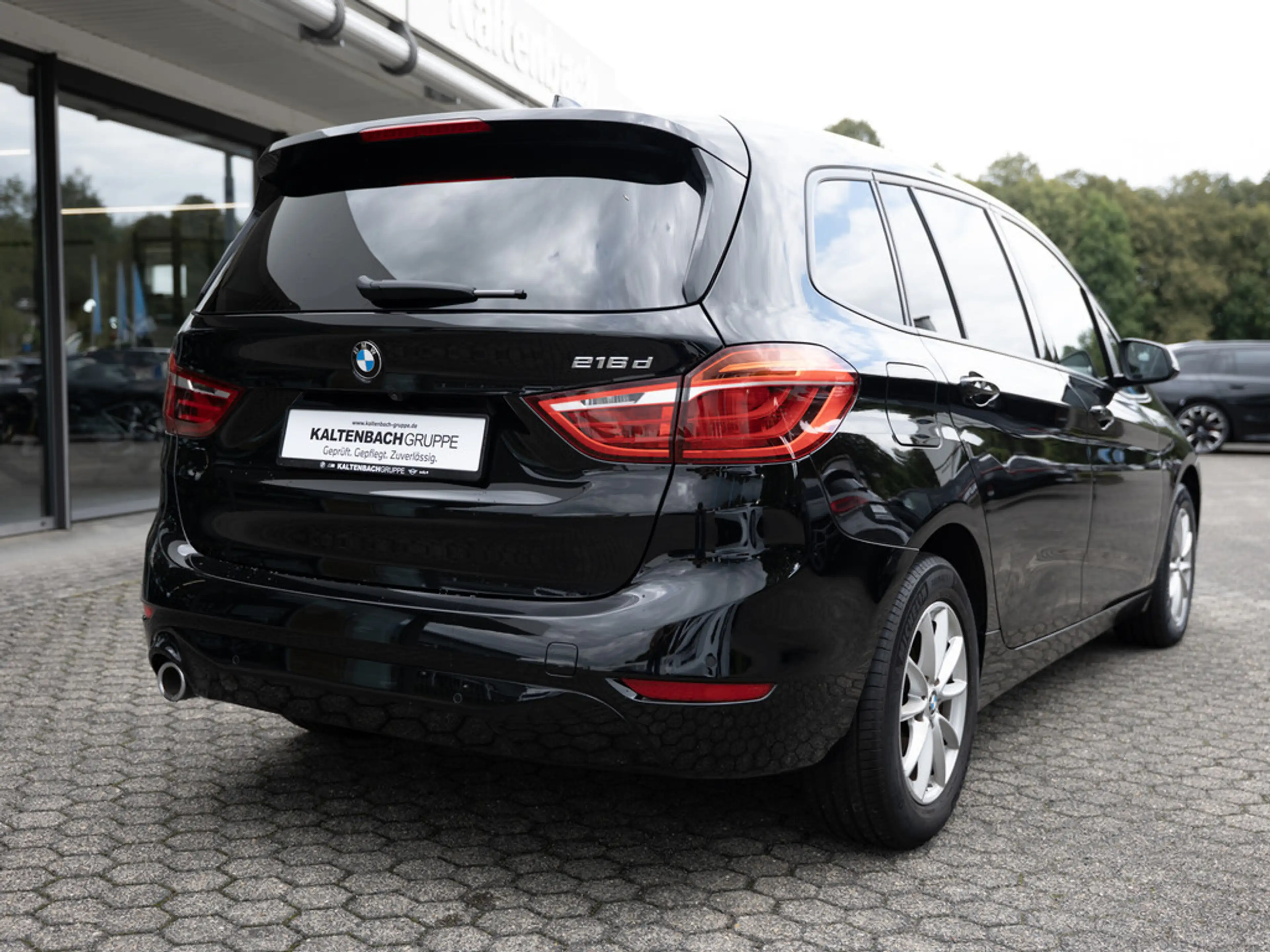BMW 216 Gran Tourer FACEL. PANO AHK NAVI KAMERA — photo 7