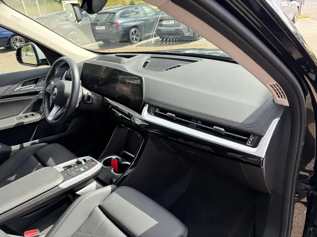 BMW X1 view 12