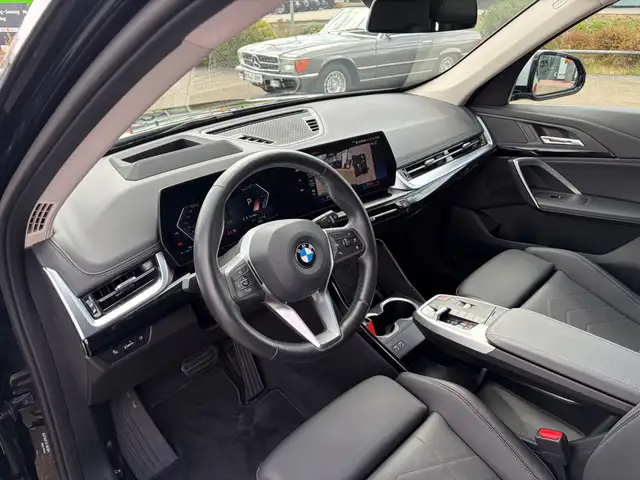 BMW X1 view 10