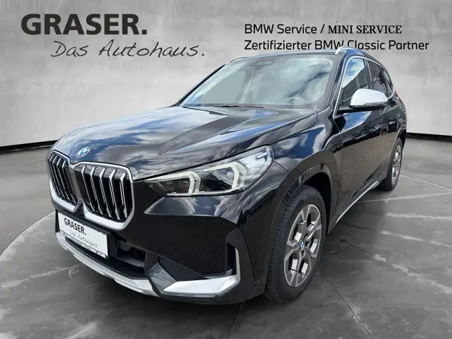 BMW X1 main image