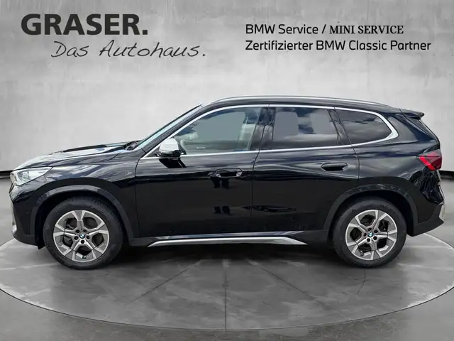BMW X1 view 3