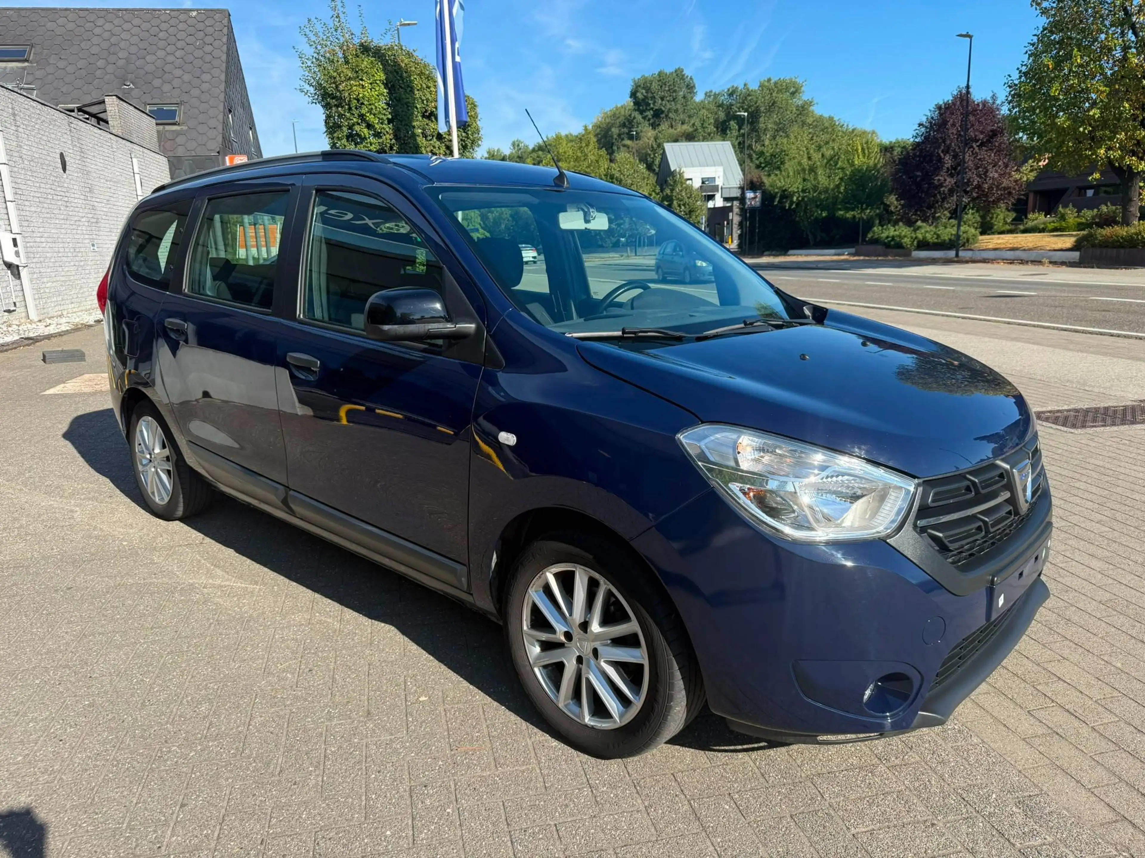 Dacia Lodgy Lodgy 1.3 TCe Comfort GPF 7pl. (EU6.2) GARANTIE1 AN/JAAR — photo 2