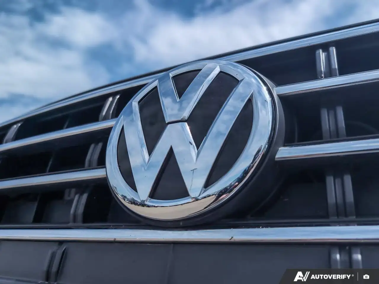 Volkswagen Jetta снимка Volkswagen Jetta