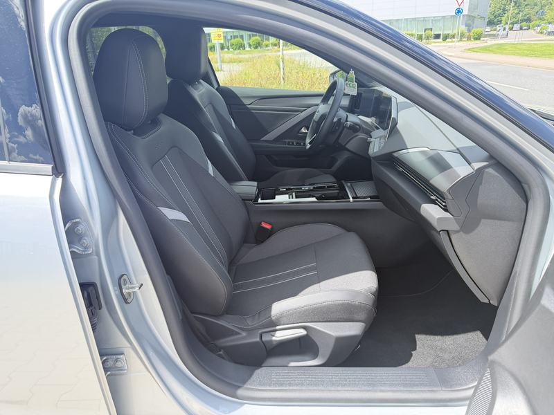 Opel Astra 1.2 Turbo GS Aut. Navi+Led+Head Up+Shz+Pdc — photo 12