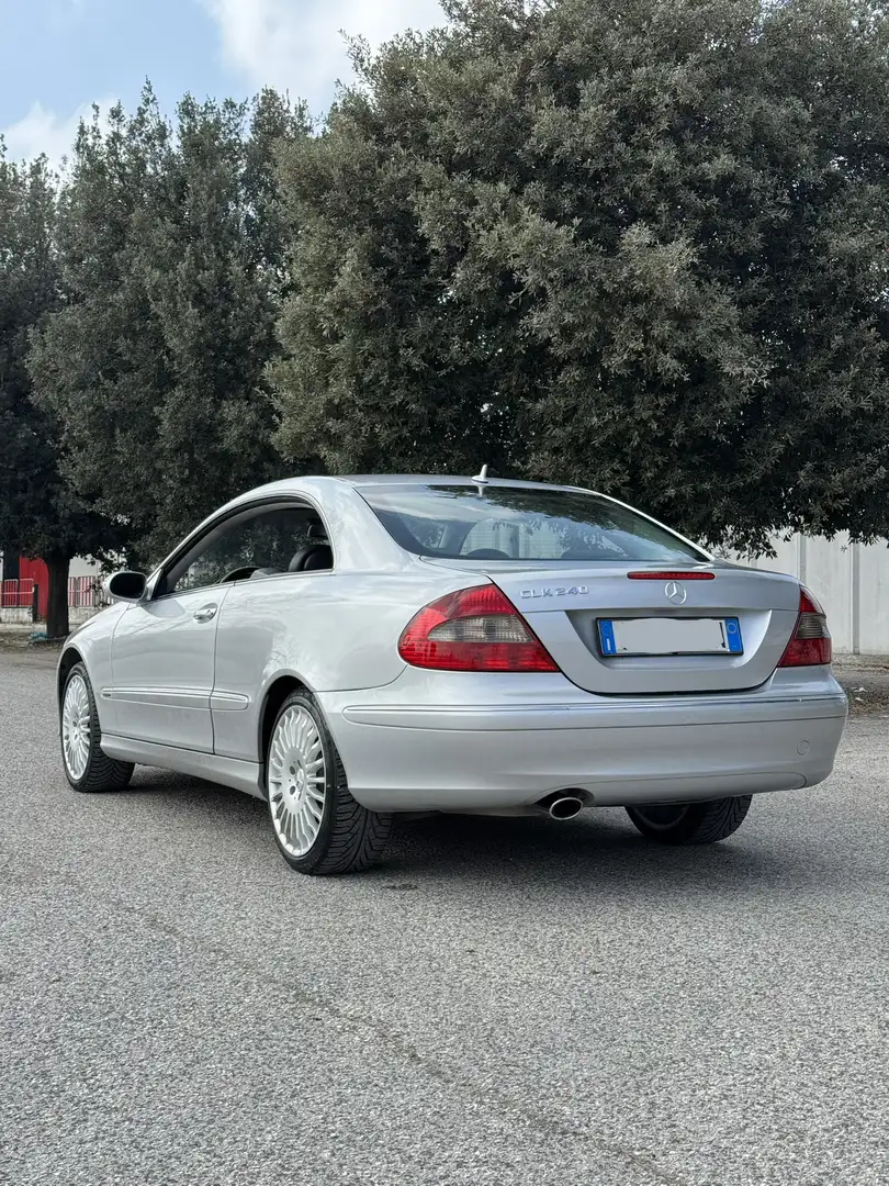 Mercedes-Benz CLK 240 Coupe Elegance - 1