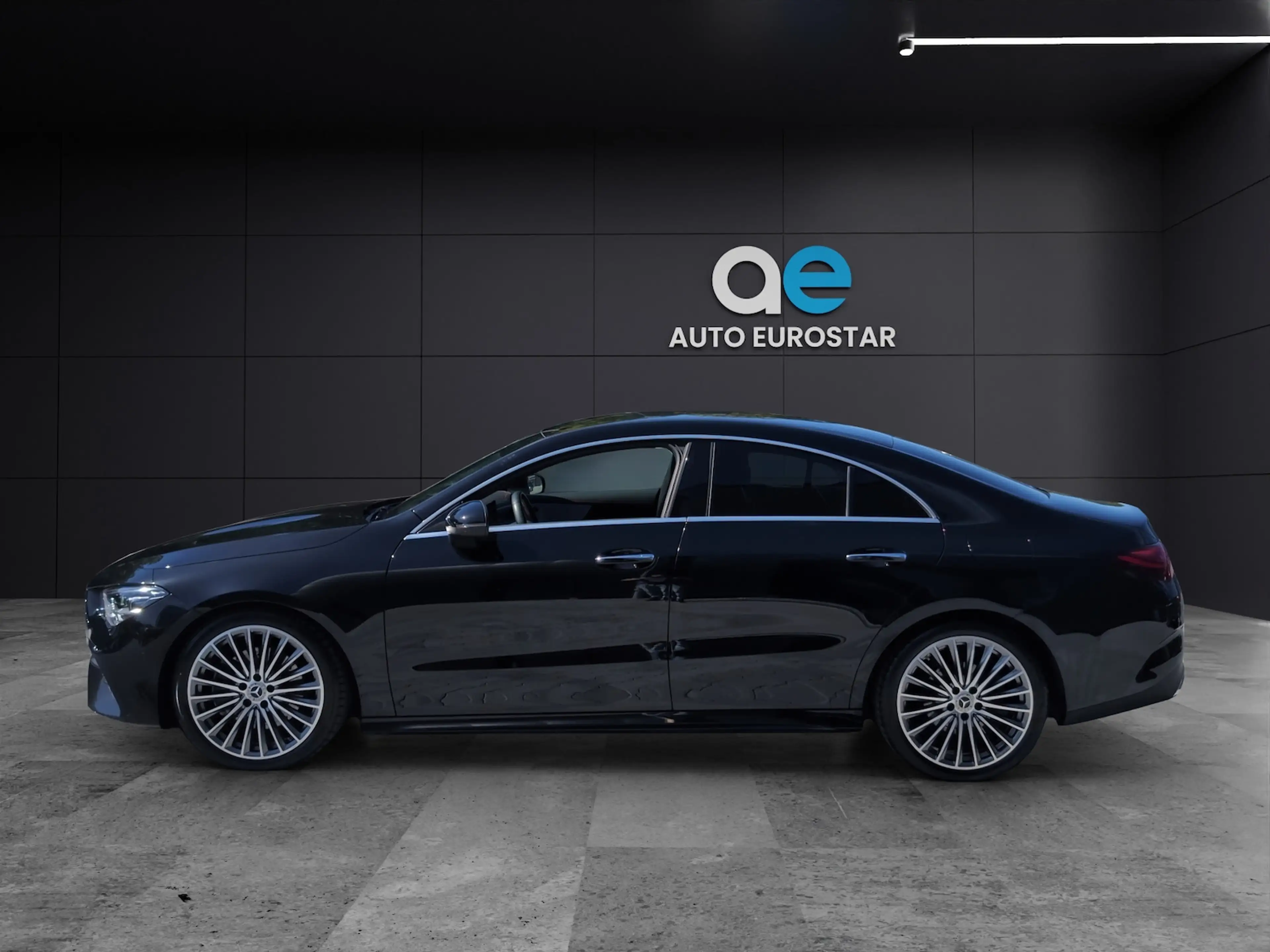 Mercedes-Benz CLA 220 d AMG Line *Multibe*Distro*Ambient*Wide* — photo 5