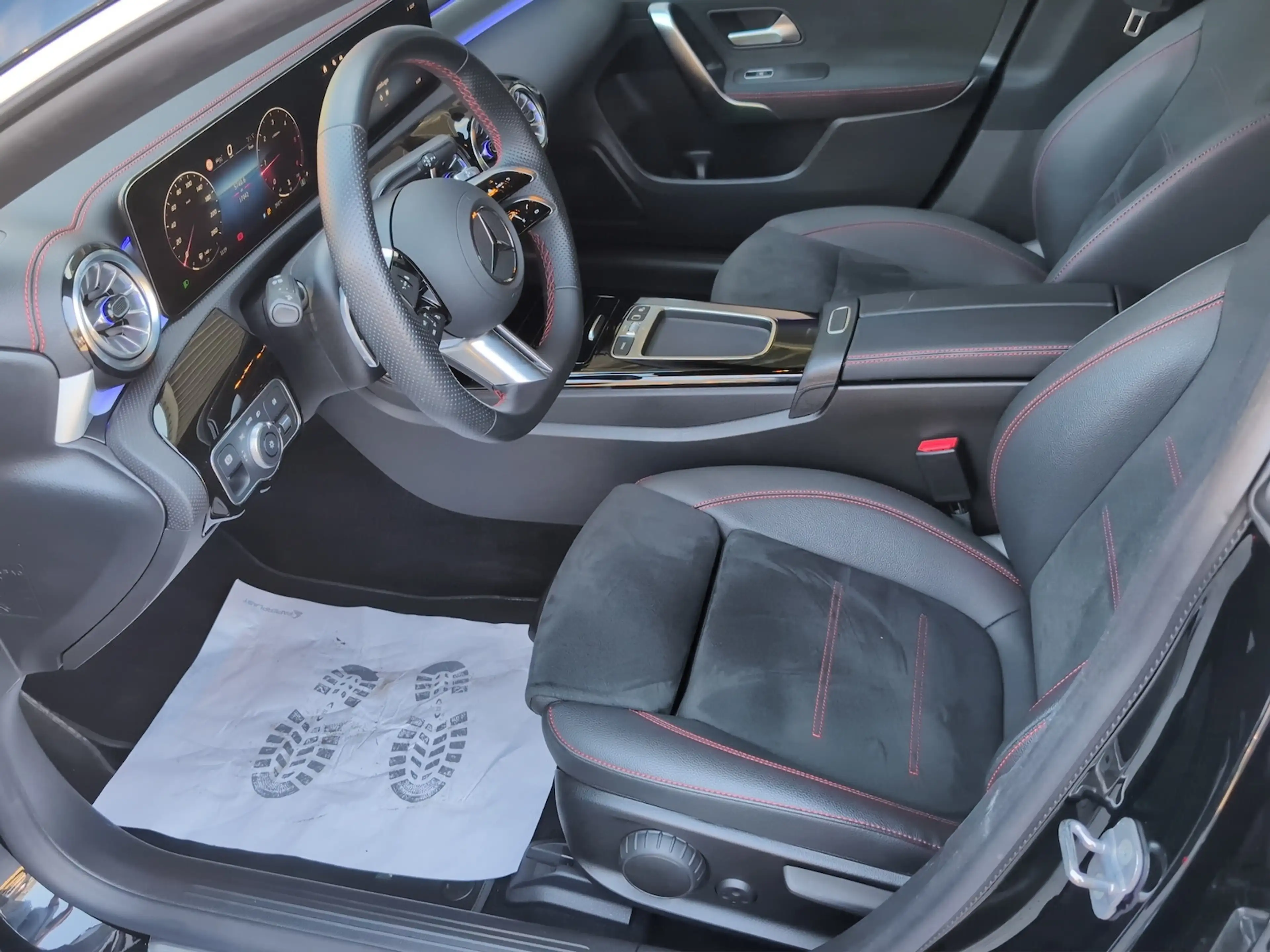 Mercedes-Benz CLA 220 d AMG Line *Multibe*Distro*Ambient*Wide* — photo 7