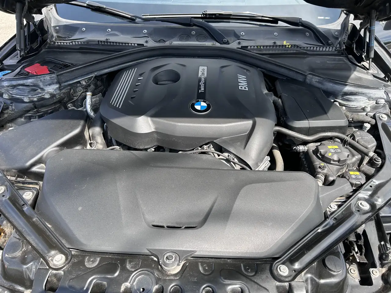 BMW 4 Series снимка BMW 4 Series