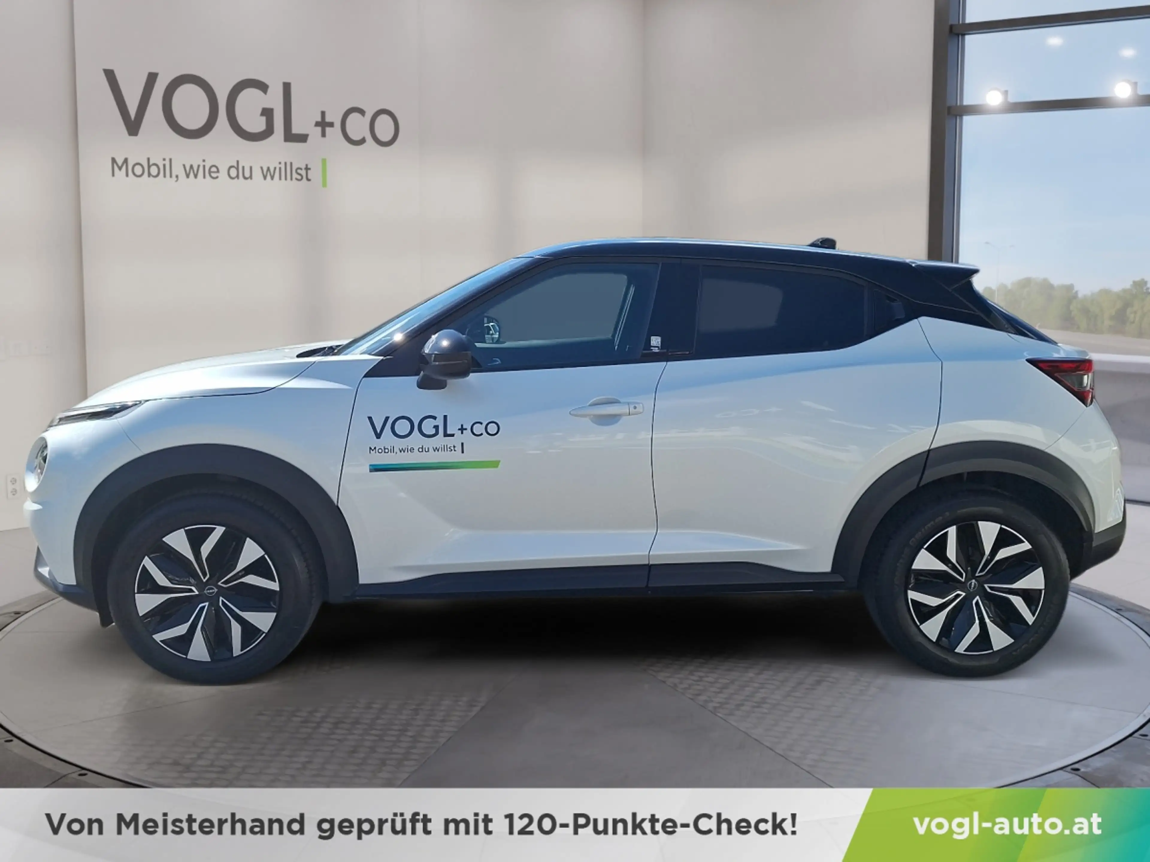 Nissan Juke N-Connecta 1.0 DIG-T 114PS — photo 2