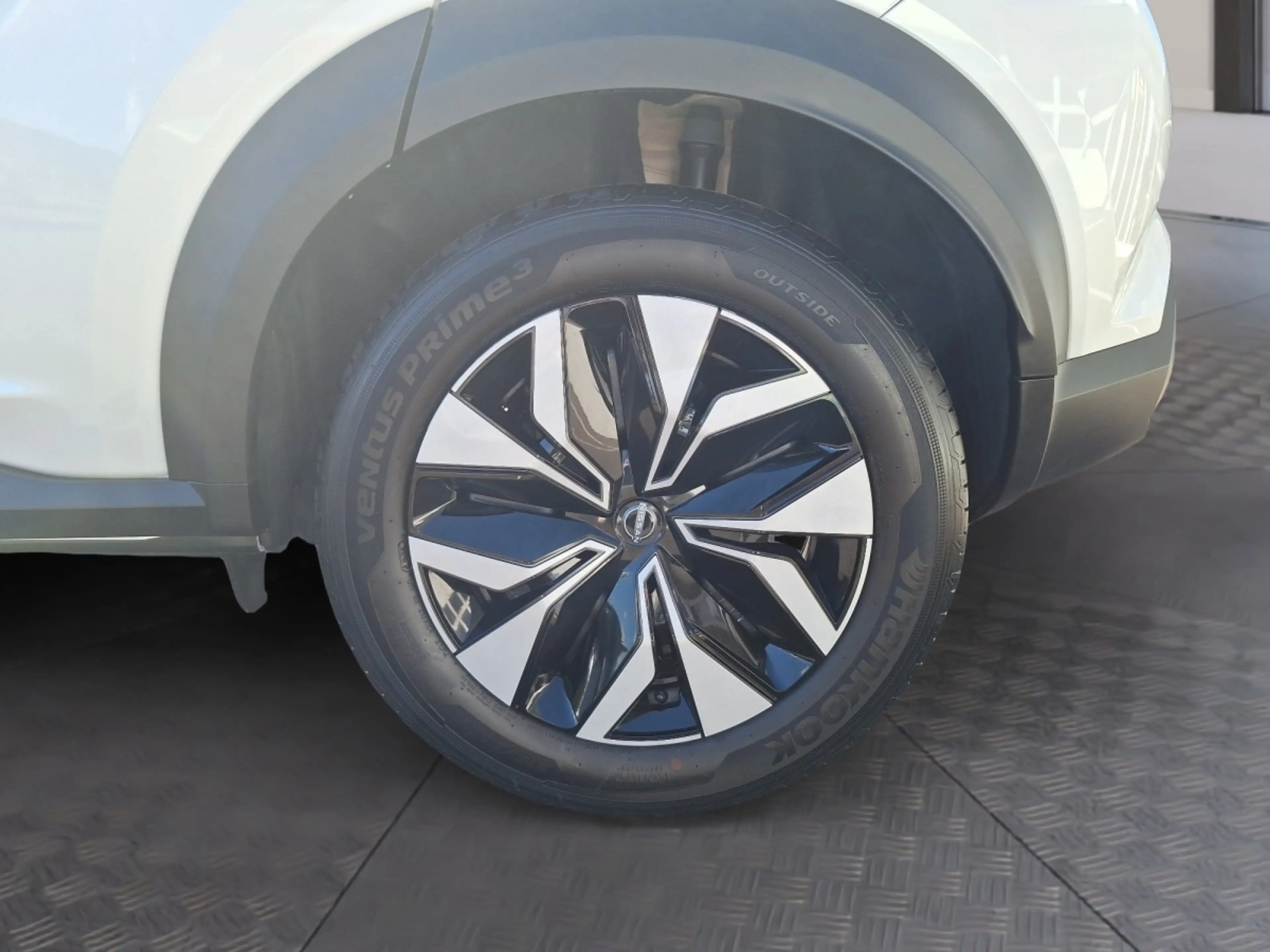 Nissan Juke N-Connecta 1.0 DIG-T 114PS — photo 14