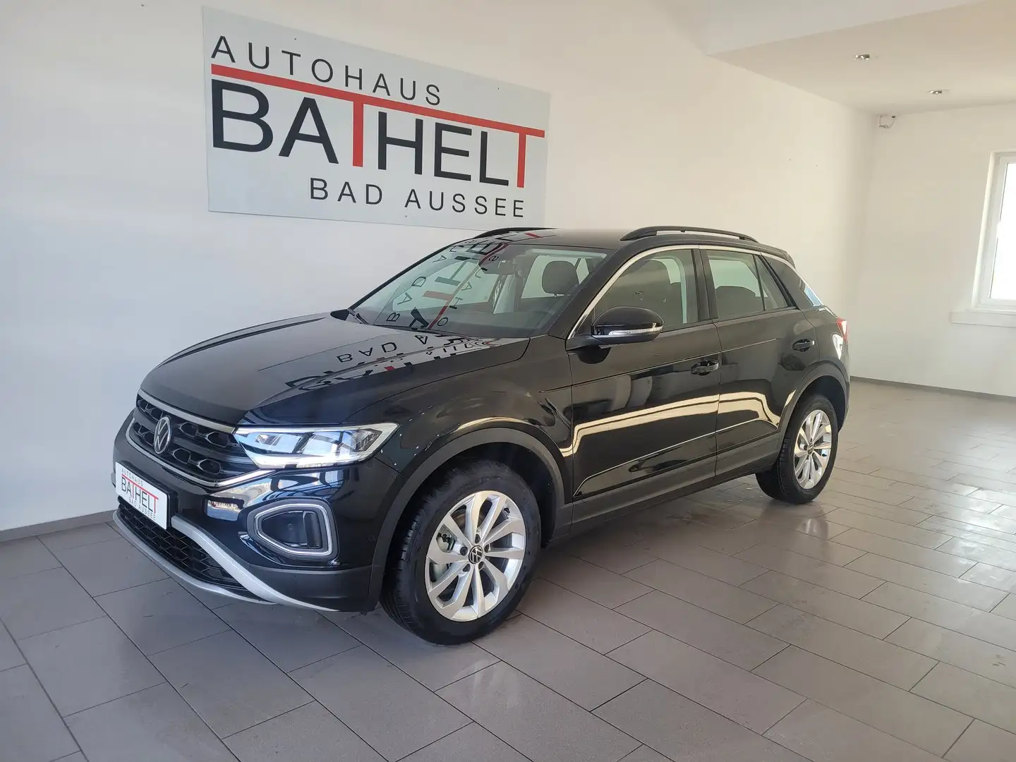 Volkswagen T-Roc Life TSI Schwarz - 2