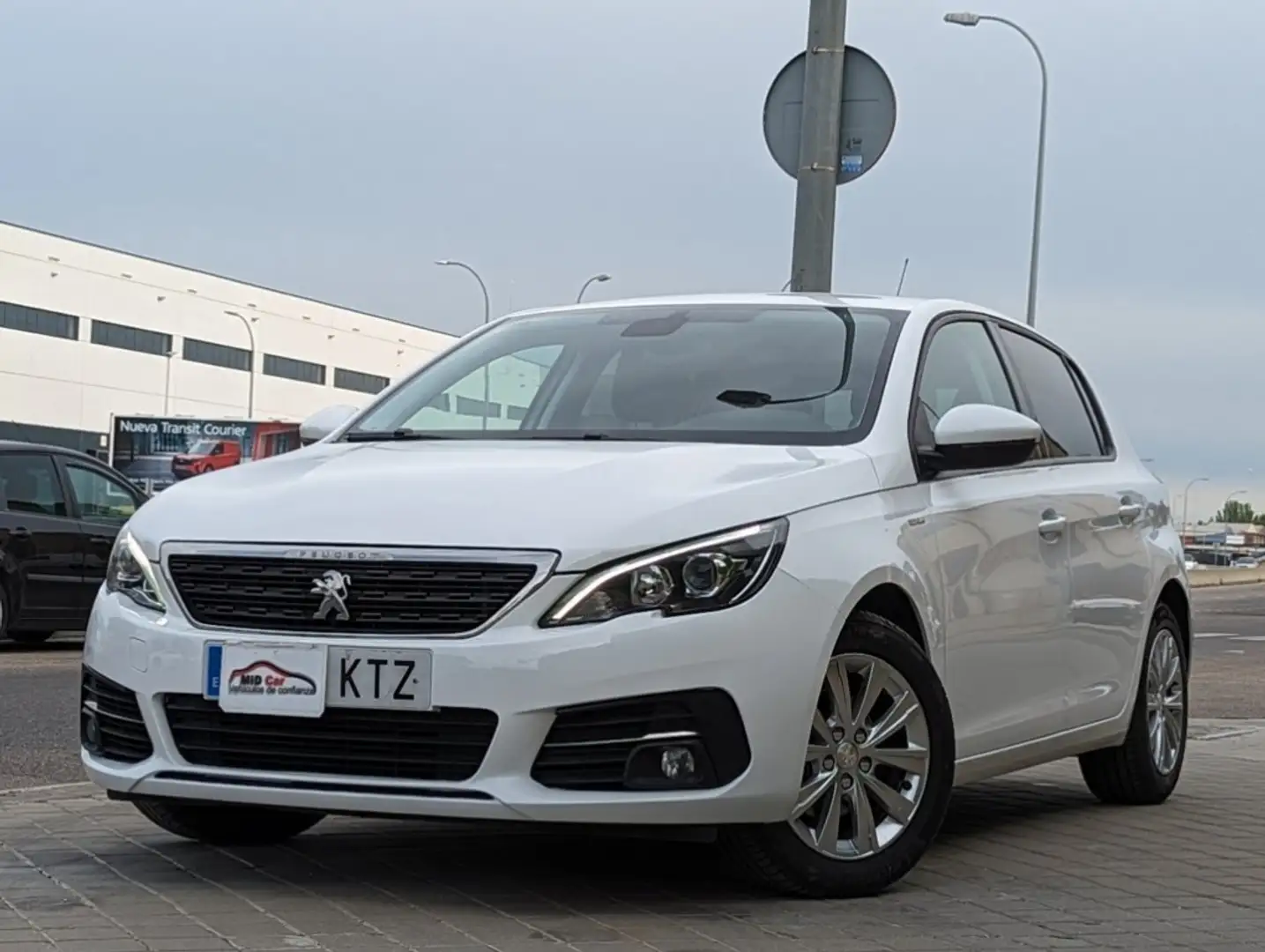 Peugeot 308 1.5BlueHDi S&S Style 130 Blanco - 1