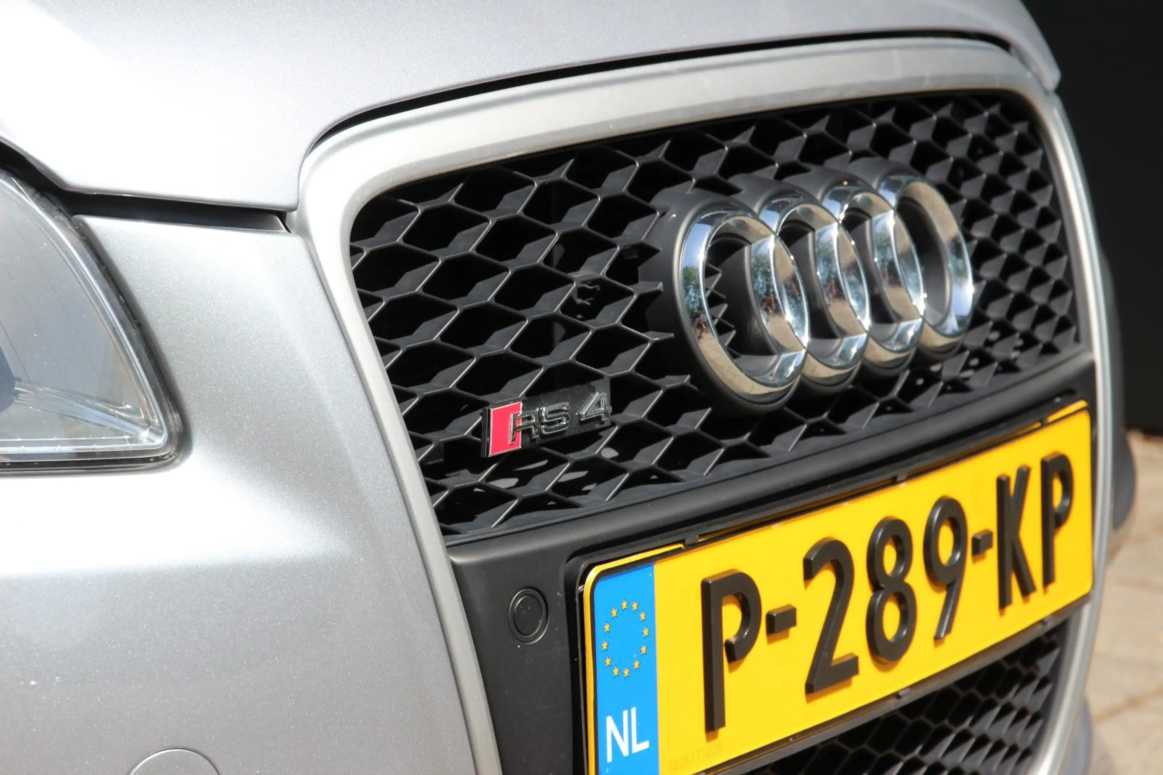 Audi RS4 B7 Avant — photo 8