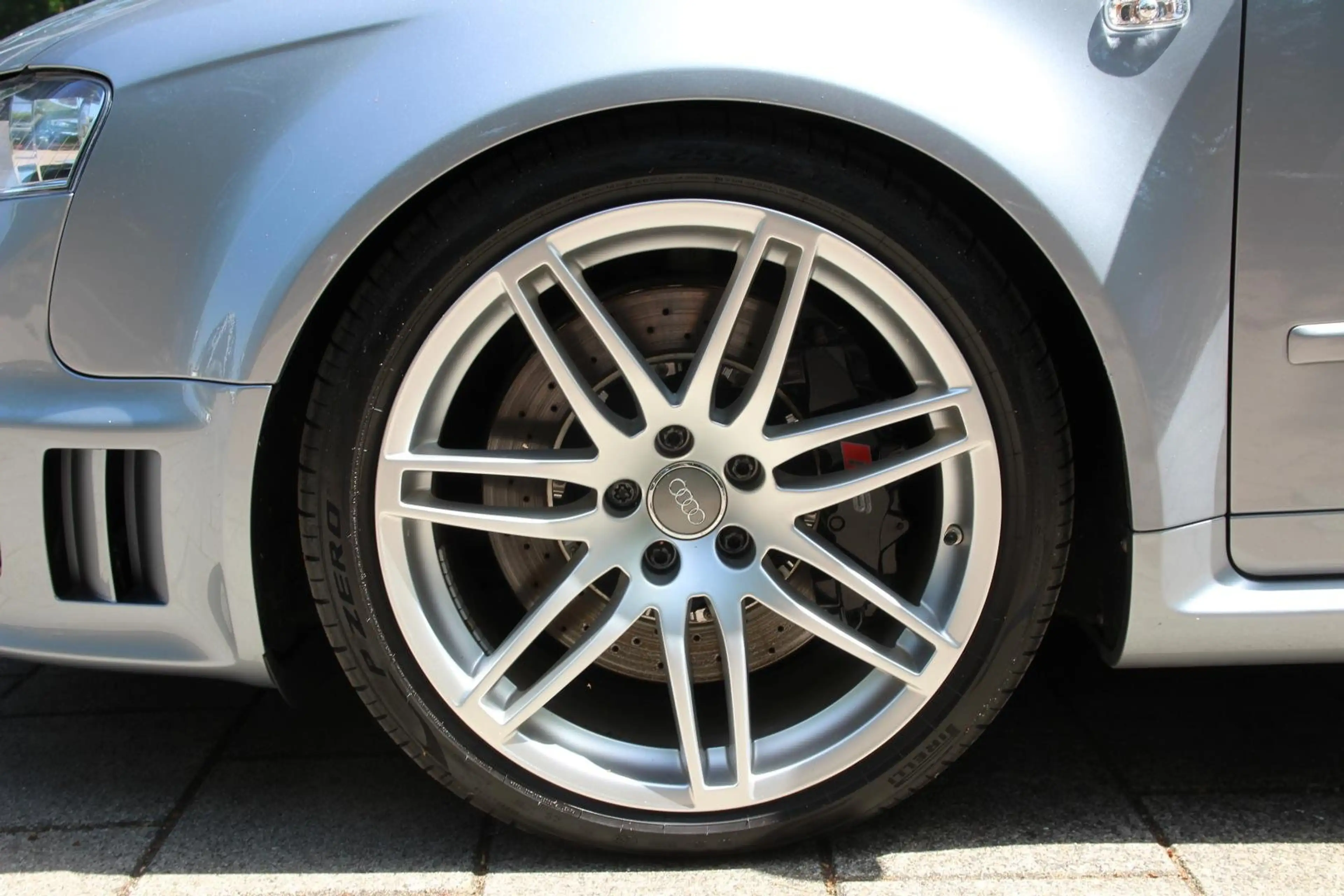 Audi RS4 B7 Avant — photo 9
