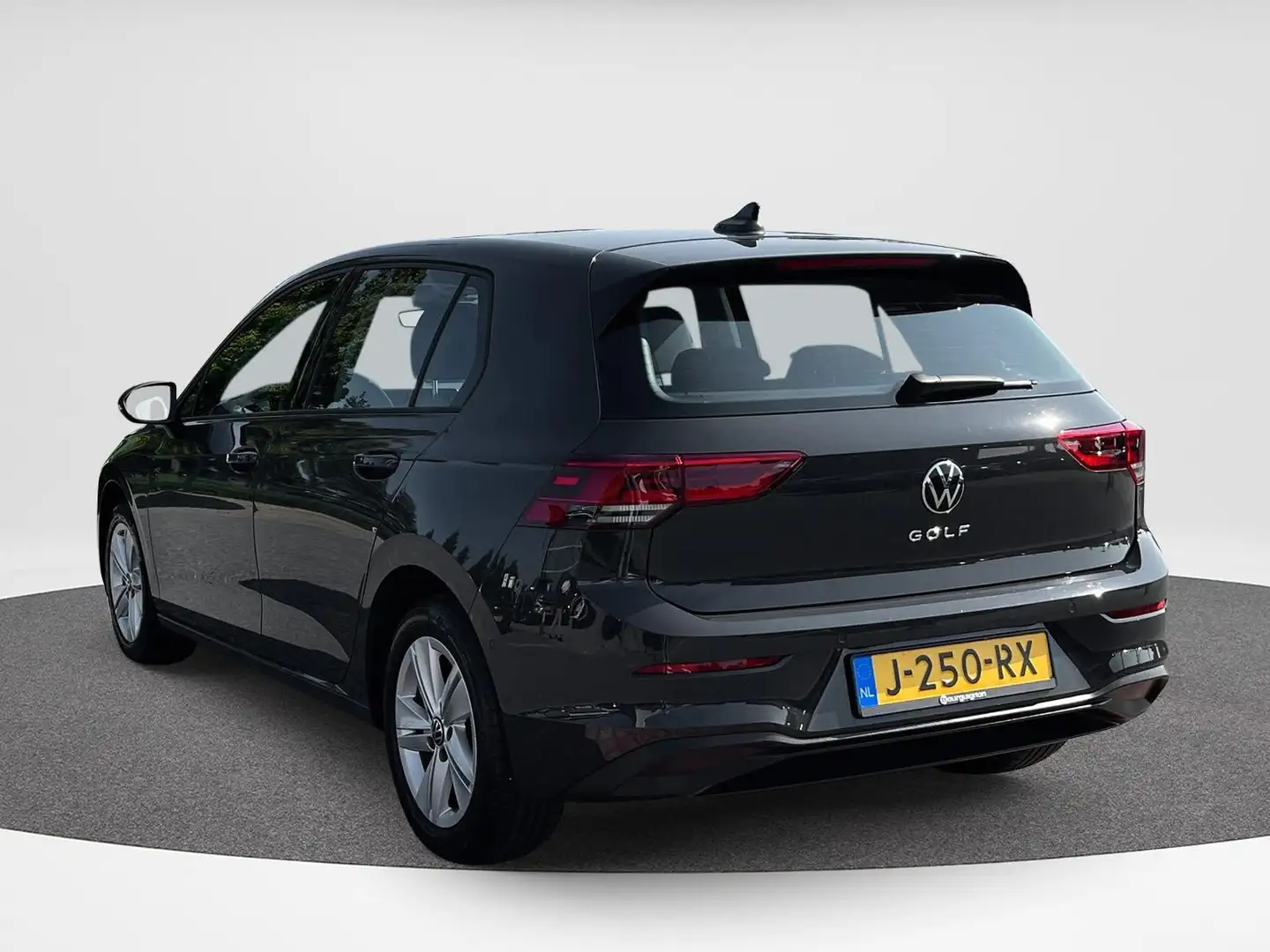 Volkswagen Golf 1.5 TSI Life Business | 130Pk | Navi | Clima | A-C Grijs - 2