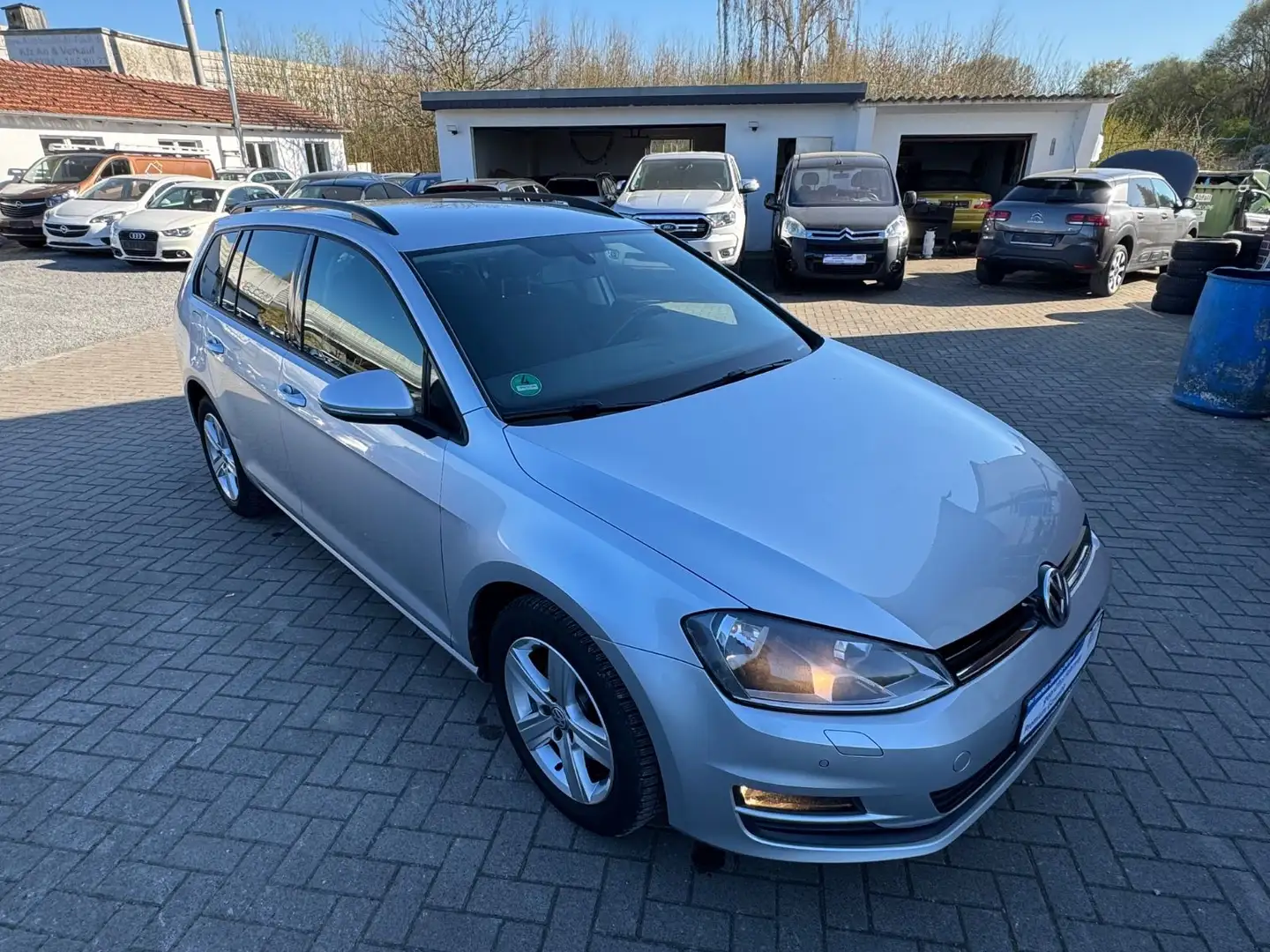 Volkswagen Golf VII Variant Comfortline BMT Automatik Garan Silber - 1