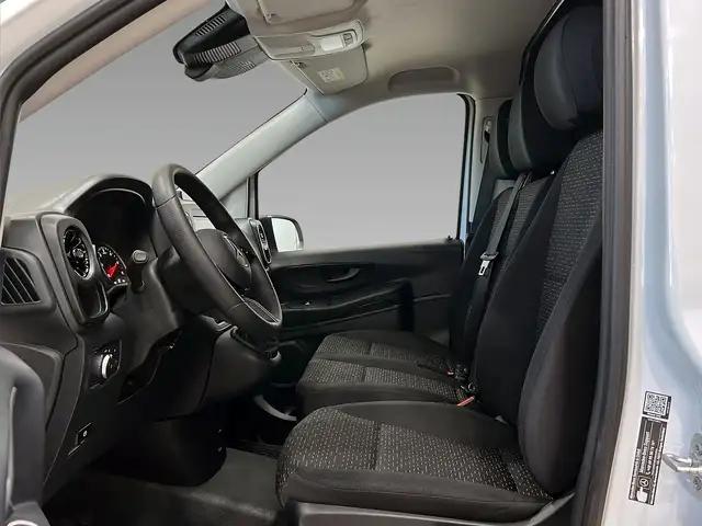 Mercedes-Benz Vito view 14