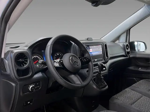 Mercedes-Benz Vito view 10