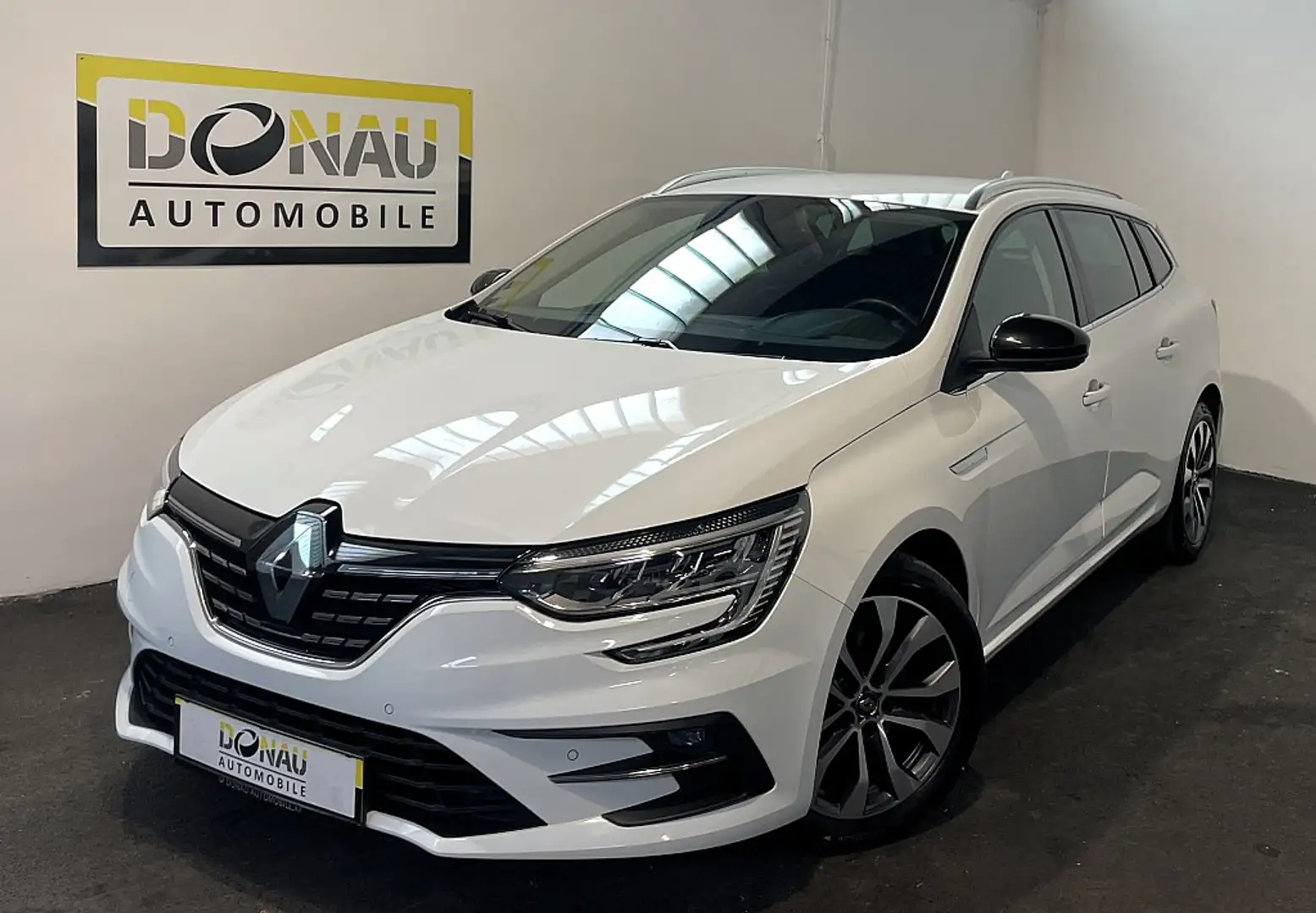 Renault Megane Mégane Grandtour Techno Blue dCi 115 EDC * Auto... White - 1
