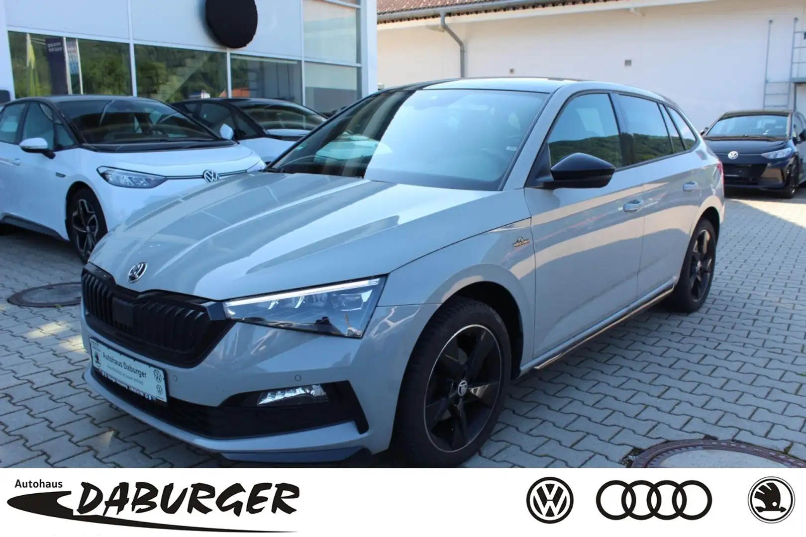 Skoda Scala Monte Carlo 1.0 TSI DSG KAMERA+CAR-PLAY Klima Grau - 1