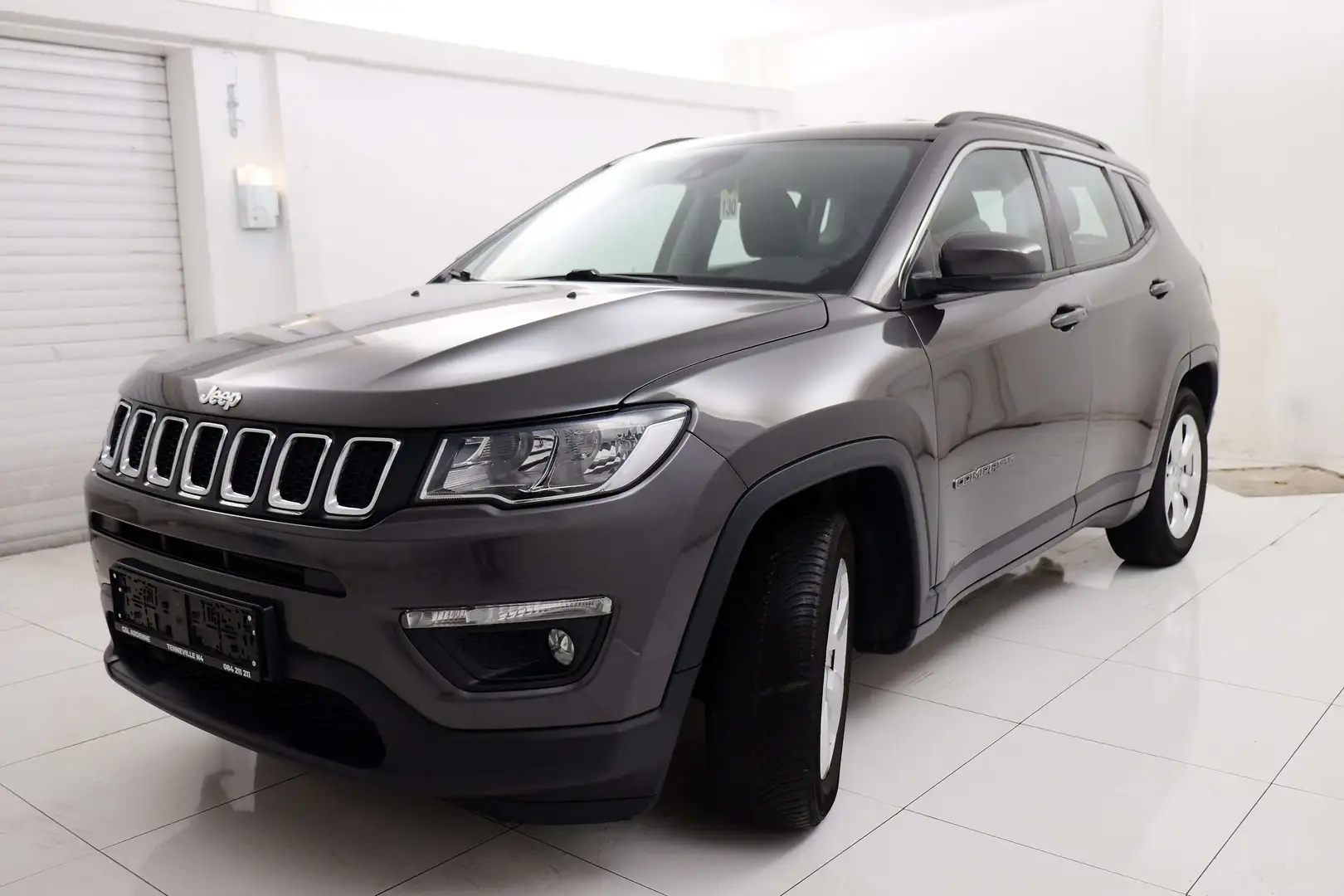 Jeep Compass Compass 1.4 Turbo 4x2 Longitude EU6d Gris - 2