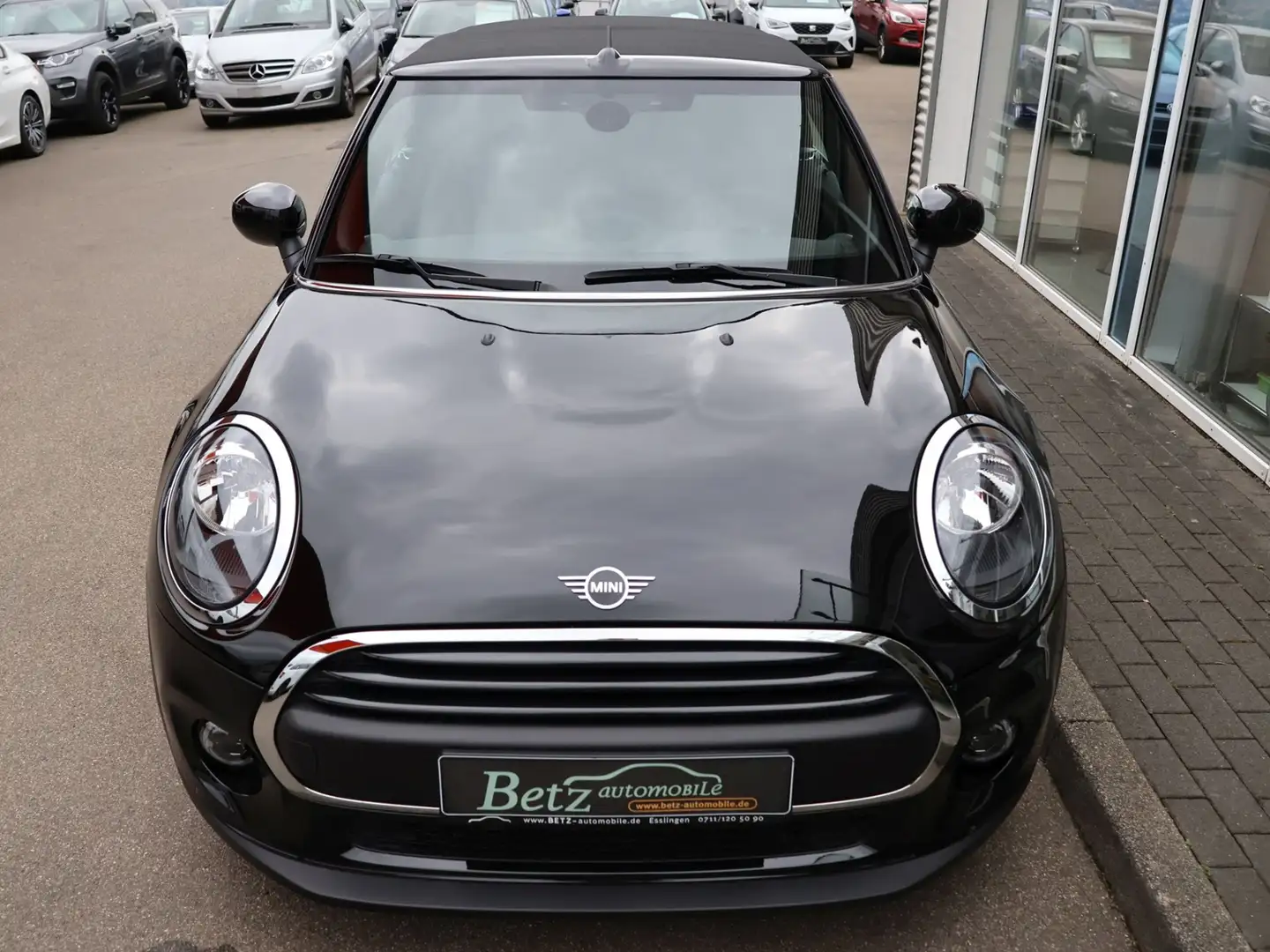 MINI One Cabrio SHZ PDC Servicegepflegt bei MINI Schwarz - 2