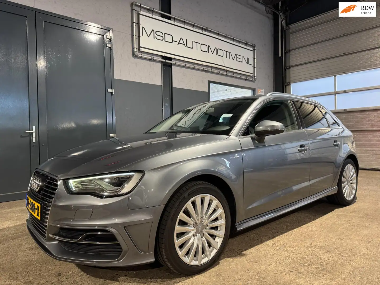 Audi A3 Sportback 1.4 e-tron PHEV Attraction Pro Line plus Grigio - 1
