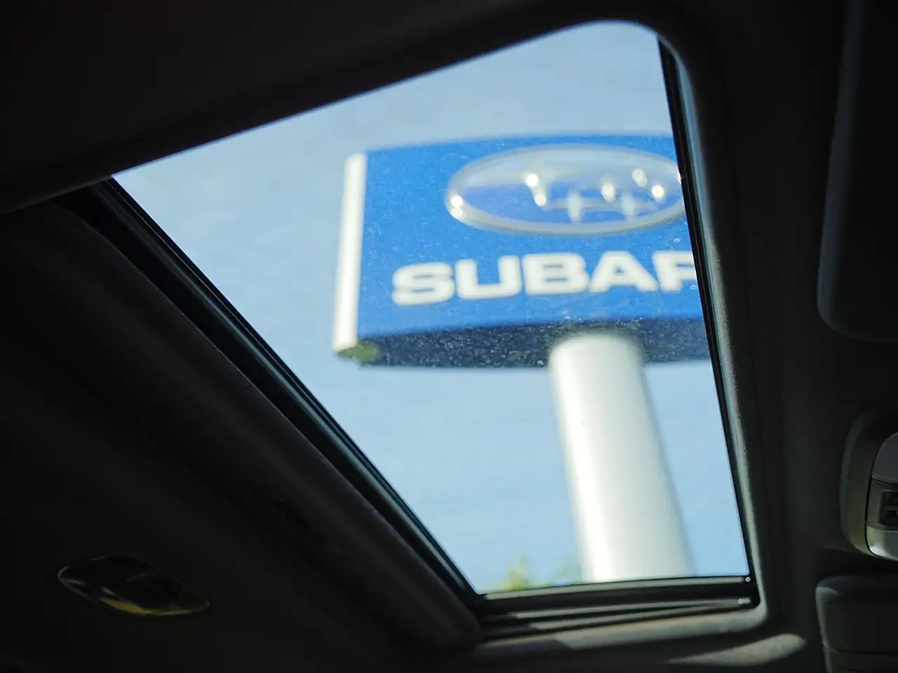 Subaru WRX снимка Subaru WRX